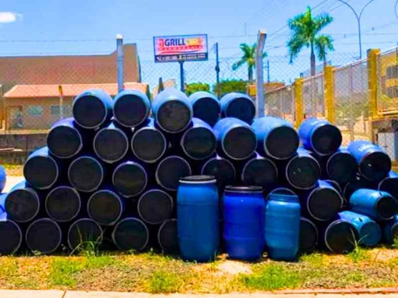 Lote de tambores industriais 06